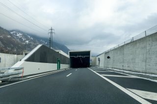 Autoroute A9 tunnel de Tourtemagne